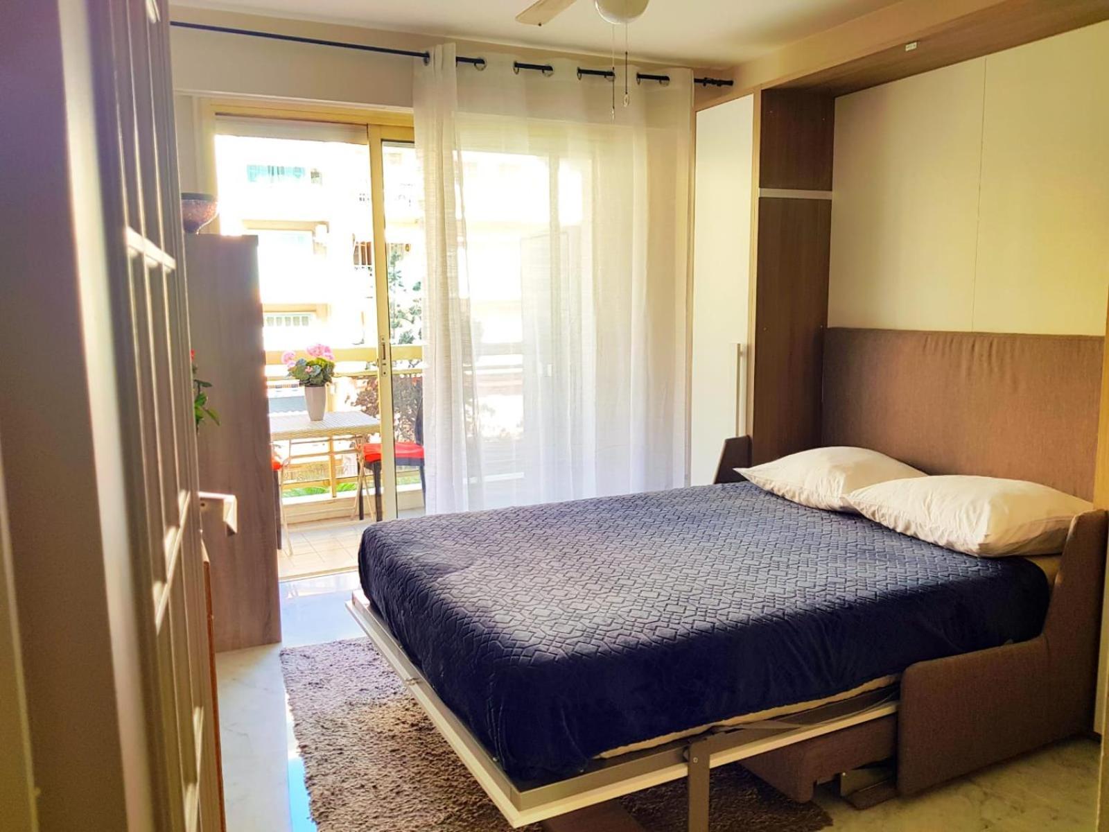 Apartamento L'Azur Promenade Niza Exterior foto